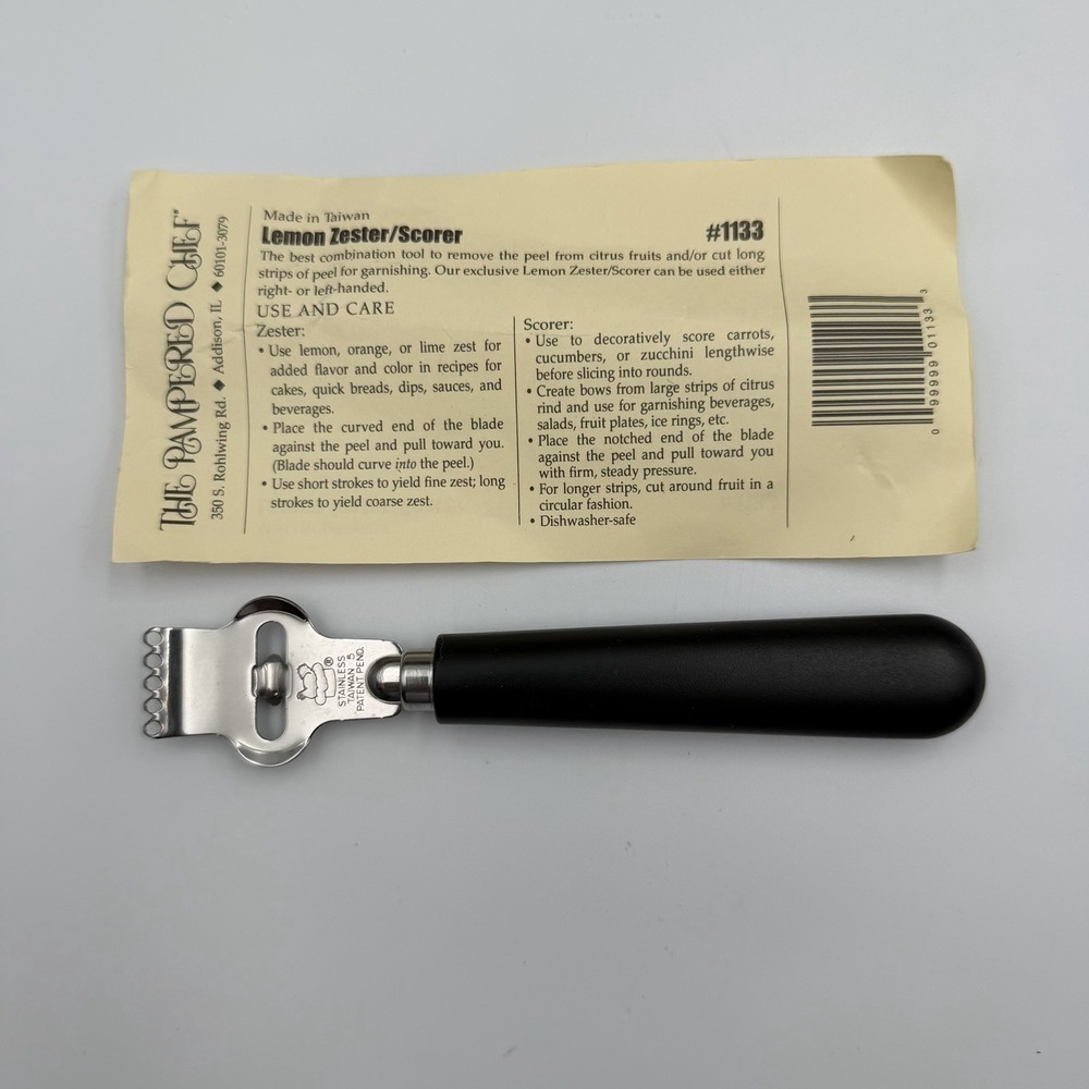 The Pampered Chef Citrus Lemon Zester / Scorer 1133